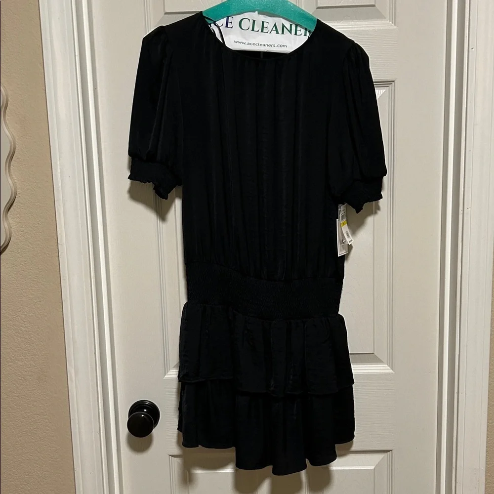 1.STATE Black Smocked Waist Tiered Mini Dress NWT - Picture 4 of 4